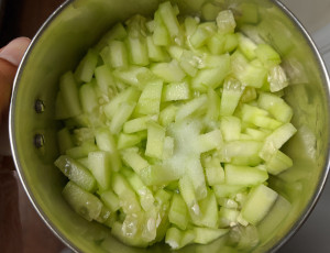 cucumbers for cucumber dosa