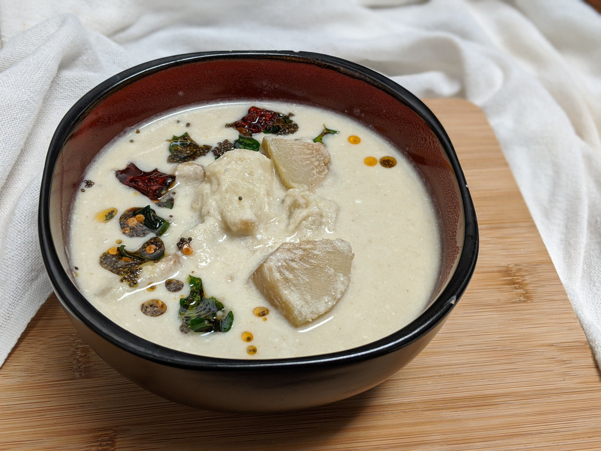 Majjige huli/melara/coconut yogurt curry