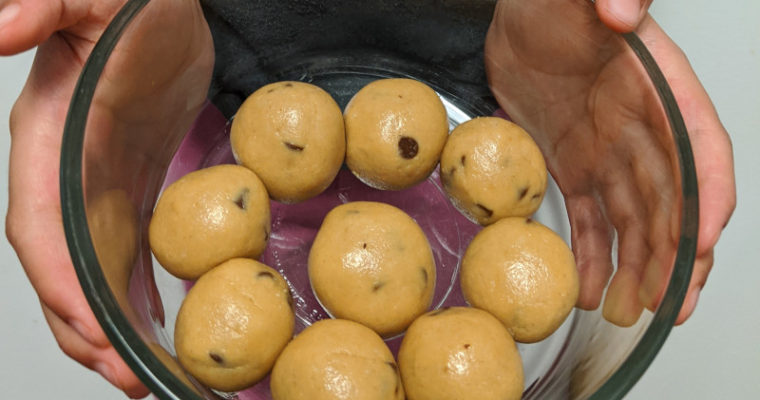 Easy 3 ingredient almond flour snack balls