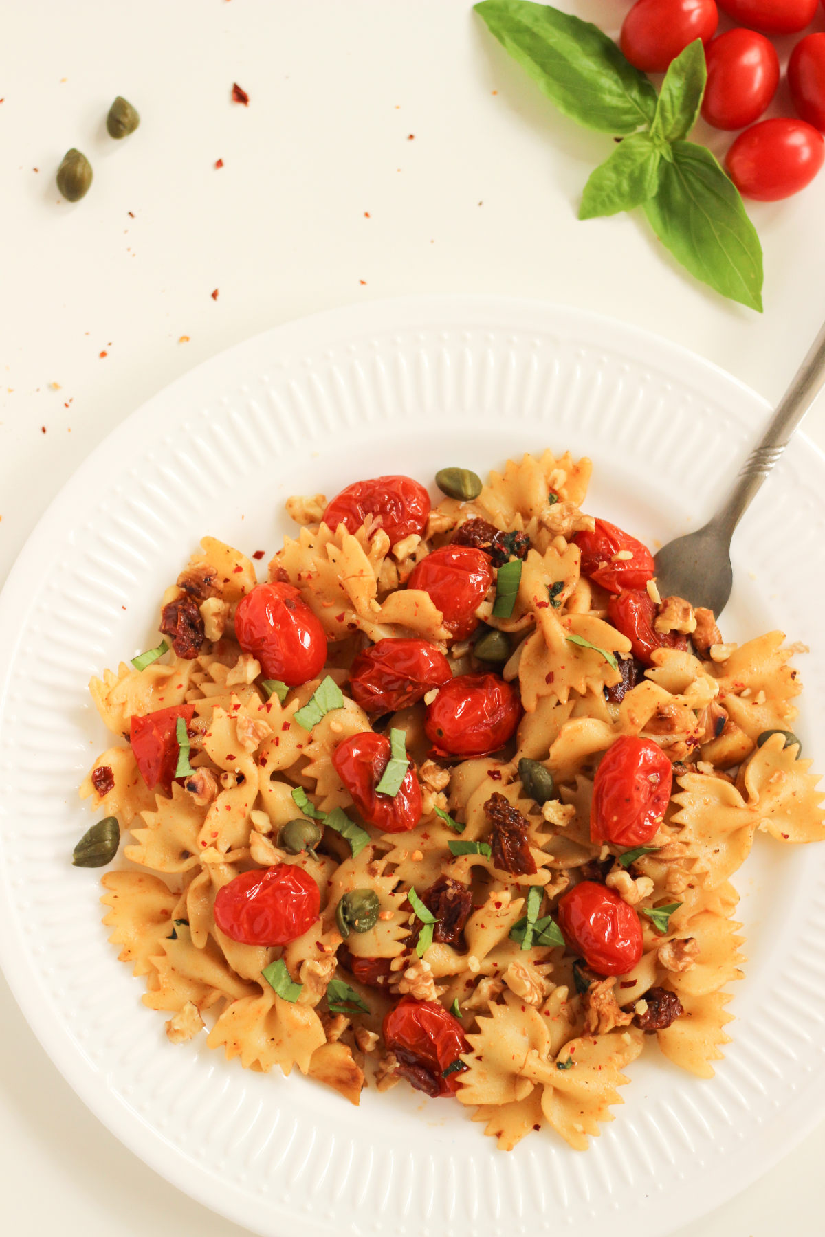 Vegan roasted cherry tomato pasta in under 30 min! - Plateful of veggies