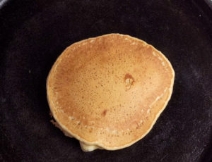 cook atta pancake flipped