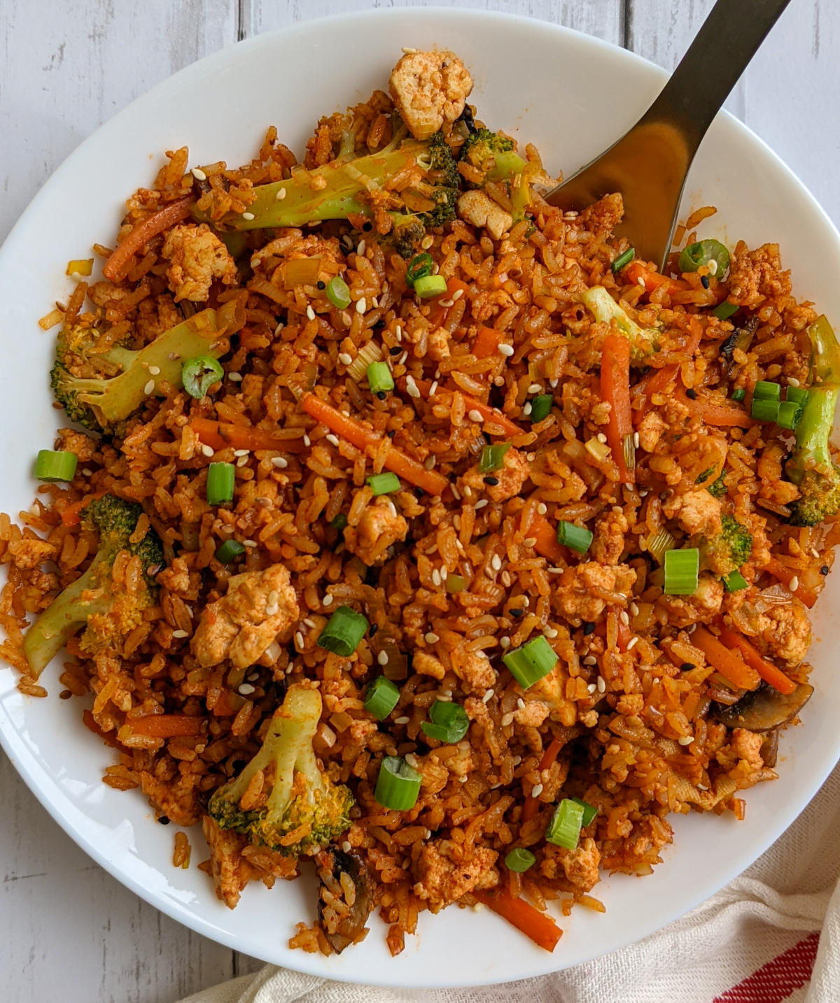 vegan-gochujang-fried-rice-with-tofu-plateful-of-veggies